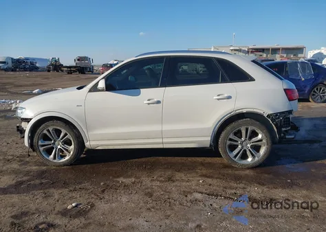 2018 Audi Q3 2.0T Premium/2.0T Sport Premium z USA, uszkodzony, nr VIN WA1ECCFS8JR015960